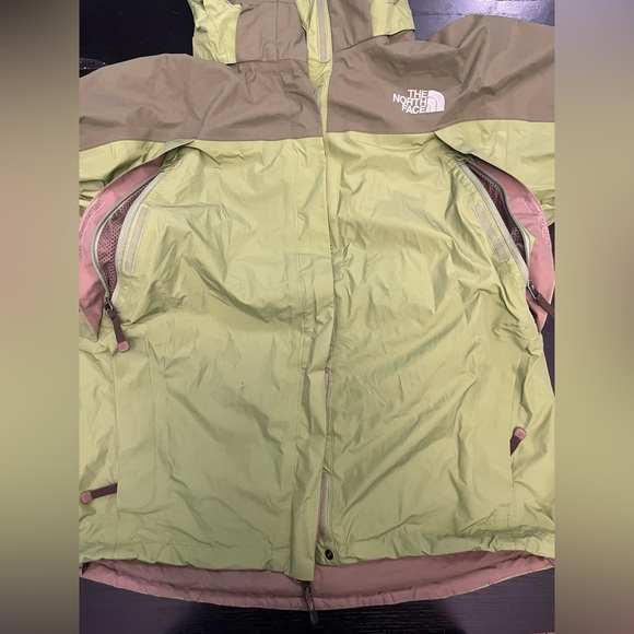 The North Face Summit Series Gore-Tex XCR Women's Ski Snowboard Winter Jacket - Picture 8 of 15